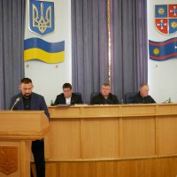 заступник начальника ОВА Сергій Здітовецький, голова обласної Ради Вячеслав Соколовий, заступник голови обласної Ради Володимир Кістіон та учасник засідання за трибуною