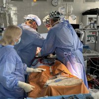 лікарі під час трансплантації нирки