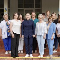 Віцепрем'єр-міністр з питань реінтеграції тимчасово окупованих територій Ірина Верещук, Перший заступник Начальника ОВА Наталя Заболотна та учасники зустрічі