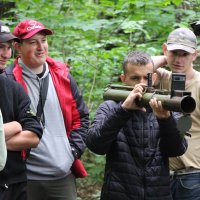 Учасник заходу з навчальною зброєю