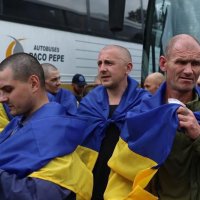 Звільнені з полону захисники