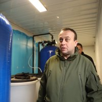 Начальник ОВА Сергій Борзов під час огляду котельні