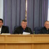 заступник начальника ОВА Сергій Здітовецький, голова обласної Ради Вячеслав Соколовий та заступник голови обласної Ради Володимир Кістіон
