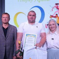 Перша  заступниця начальника ОВА Наталя Заболотна, заступник голови обласної Ради Ігор Івасюк та учасник заходу