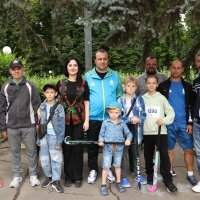 Начальник ОВА Сергій Борзов, народна депутатка України Ірина Борзова та учасники заходу 
