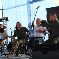 Захисники та Захисниці України