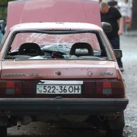 автівка з вибитим склом