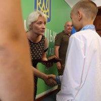 Перша заступниця Начальника ОВА Наталя Заболотна під час вручення посмертних нагород
