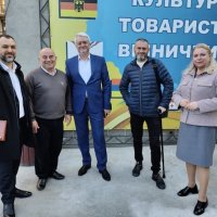 Фото учасників наради
