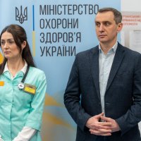Міністр охорони здоров'я України Віктор Ляшко та лікарка
