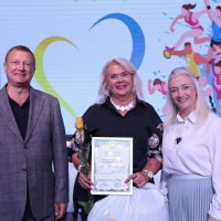 Перша  заступниця начальника ОВА Наталя Заболотна, заступник голови обласної Ради Ігор Івасюк та учасниця заходу