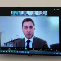 учасники зустрічі, які долучилися онлайн