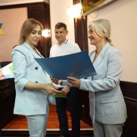 Перший заступник Начальника ОВА Наталя Заболотна, заступник голови обласної Ради Анатолій Ткач та учасниця заходу