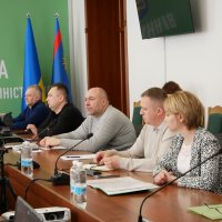 Учасники засідання Комісії з питань узгодження заборгованості з різниці в тарифах
