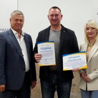 3 зала з людьми