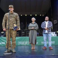 Перша заступниця начальника ОВА Наталя Заболотна з учасниками заходу