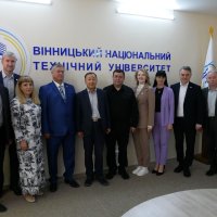 Заступник начальника ОВА (CDTO) Андрій Кавунець з учасниками зустрічі