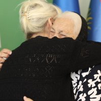 Перша заступниця Начальника ОВА Наталя Заболотна та жінка у приміщенні
