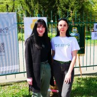 Регіональна координаторка з ментального здоров'я у Вінницькій області Олена Бессараба та учасниця заходу