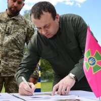 Начальник ОВА Сергій Борзов та начальник прикордонного загону  Андрій Дейнеко