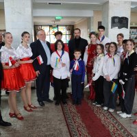 заступник начальника ОВА Сергій Здітовецький, Тимчасово Повірений у справах Республіки Польща в Україні Пйотр Лукасєвіч та учасники заходу