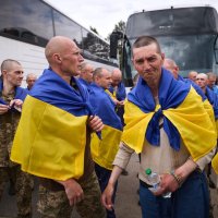 Звільнені з полону захисники