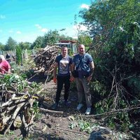 Двоє чоловіків